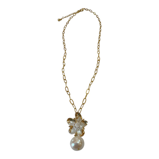 Sweet Flower Pearl Pendant Necklace