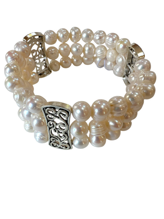 3 Strand Freshwater Pearl Stretch Bracelet