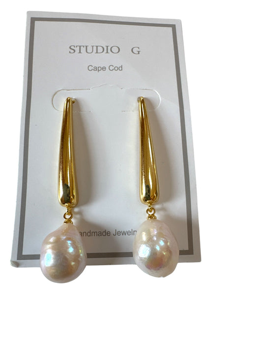 Drop Gold Earring with Large Baroque Pearl