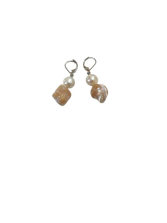 Shell and Pearl Drop Earring
