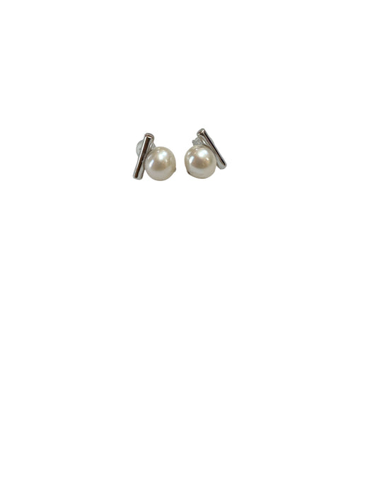 Petite Bar Earring