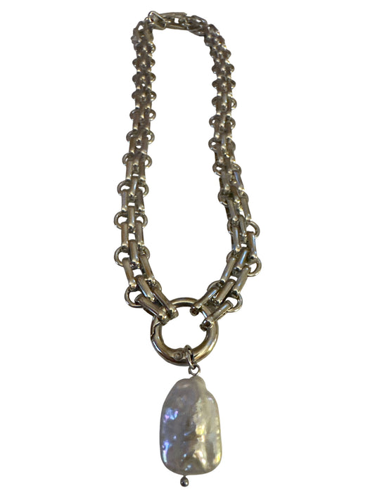Chunky Chain with Biwa Pearl