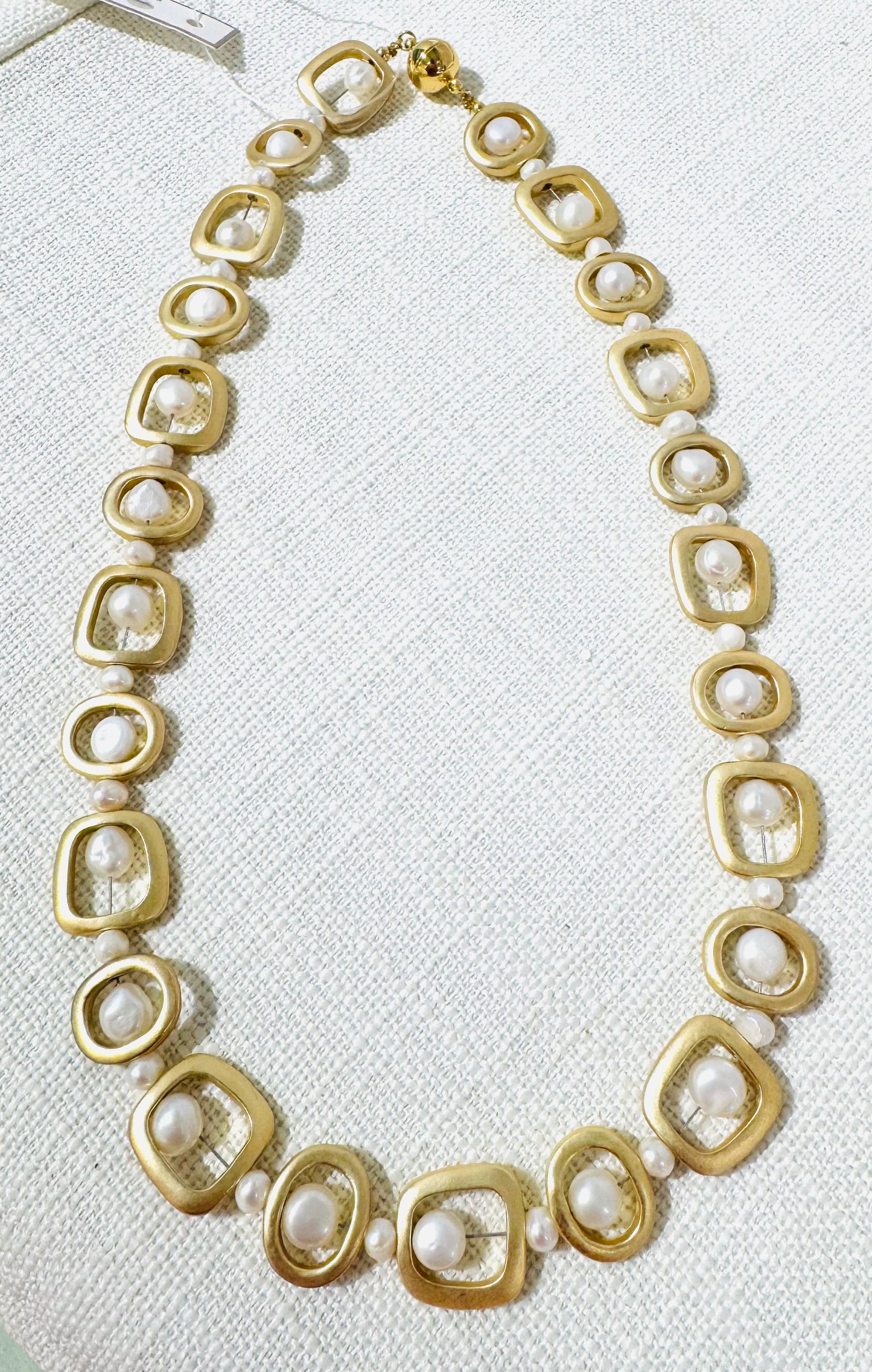 Modern Necklace with Magnet Clasp