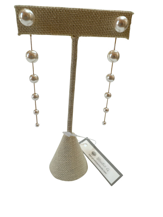 6 pearl drop earring